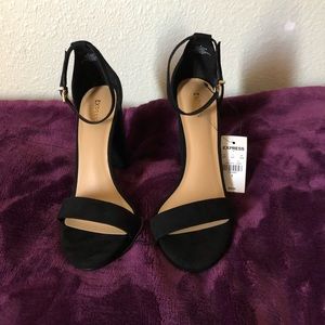 Express heels